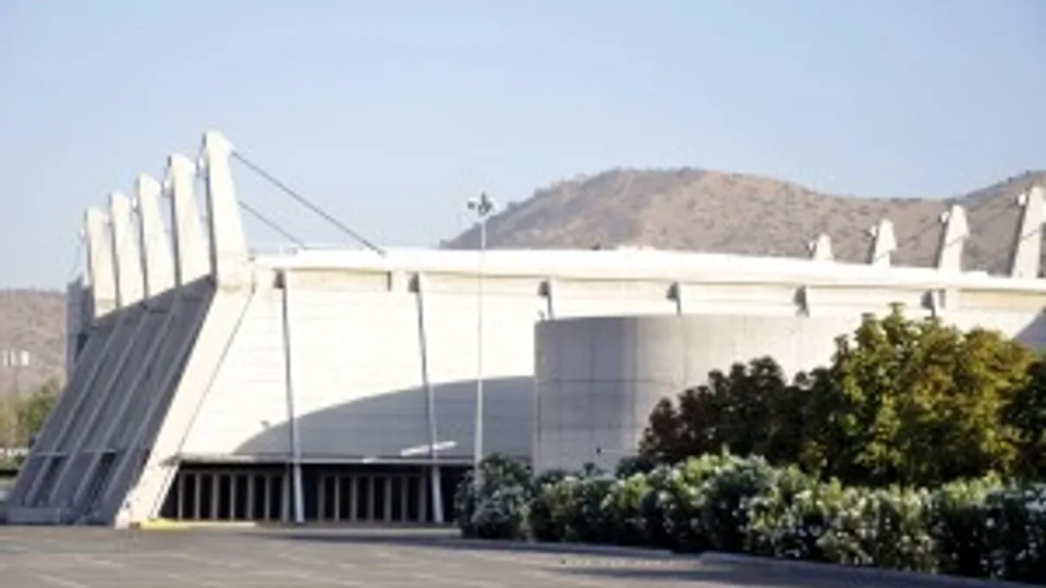 Exterior de Espacio Riesco
