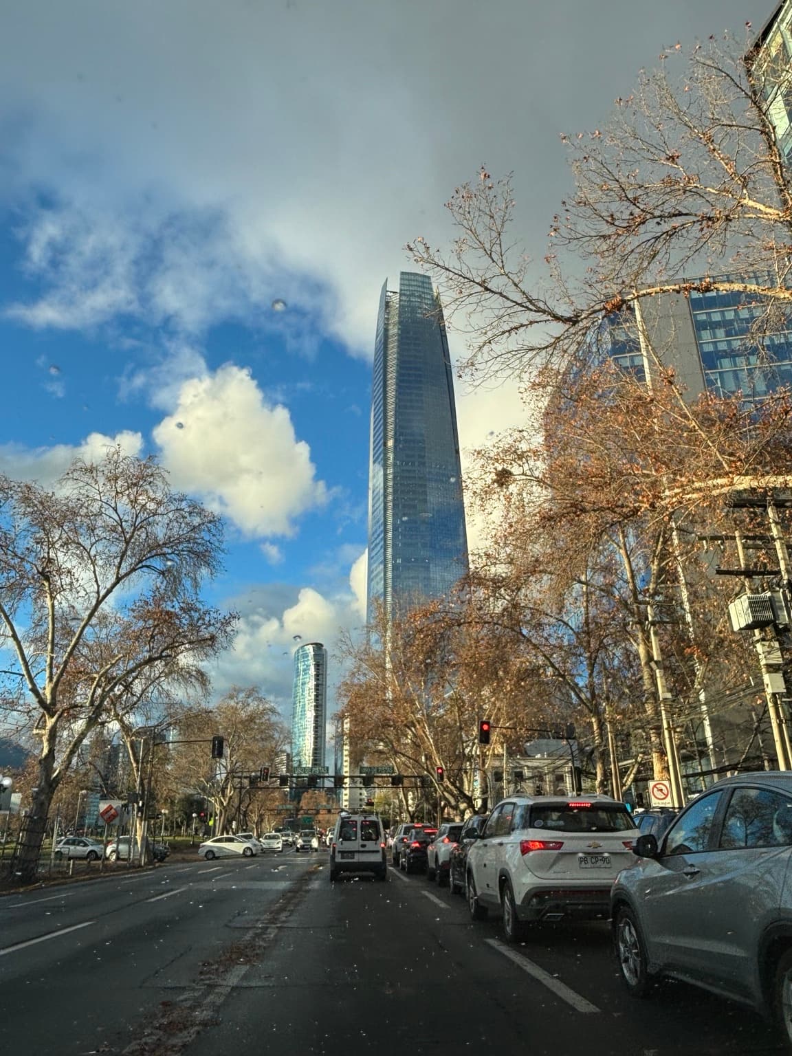 Paseo comercial moderno y elegante en Santiago