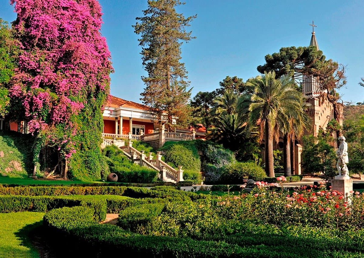 Casona histórica y jardines entre viñedos del Valle del Maipo